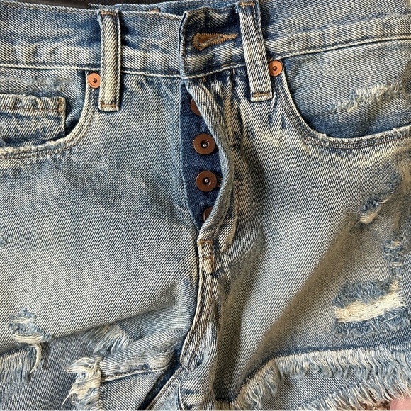 Blank NYC Distressed Denim Shorts Mid Rise Size 24 - Picture 7 of 8